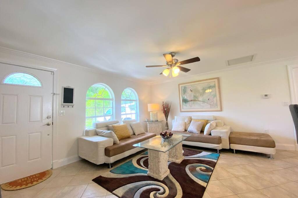 Cheerfull 4/Bed/ 3 Bath / Pool / Best Location North North Naples Esterno foto