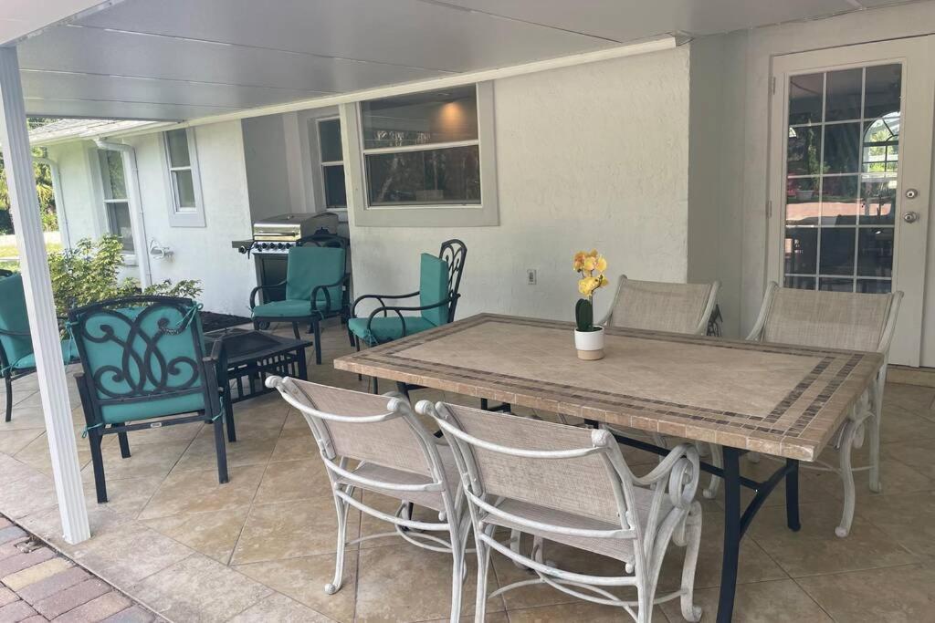 Cheerfull 4/Bed/ 3 Bath / Pool / Best Location North North Naples Esterno foto